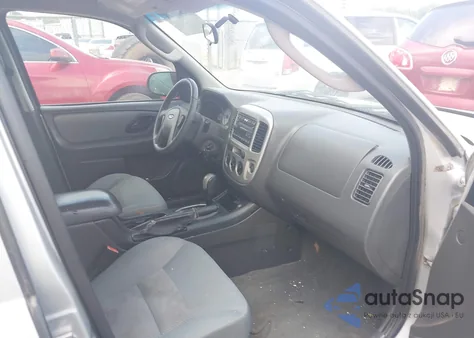 2006 Ford Escape Xlt/Xlt Sport from USA, damaged, VIN 1FMYU03196KD47363